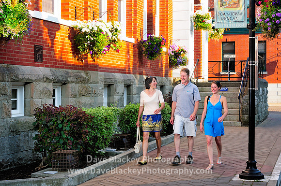 Duncan, downtown, shopping, friends city hall shopping spree